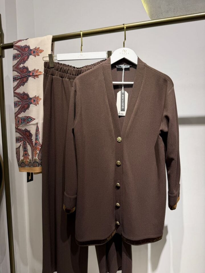 Kahverengi Takım (İnce Triko)